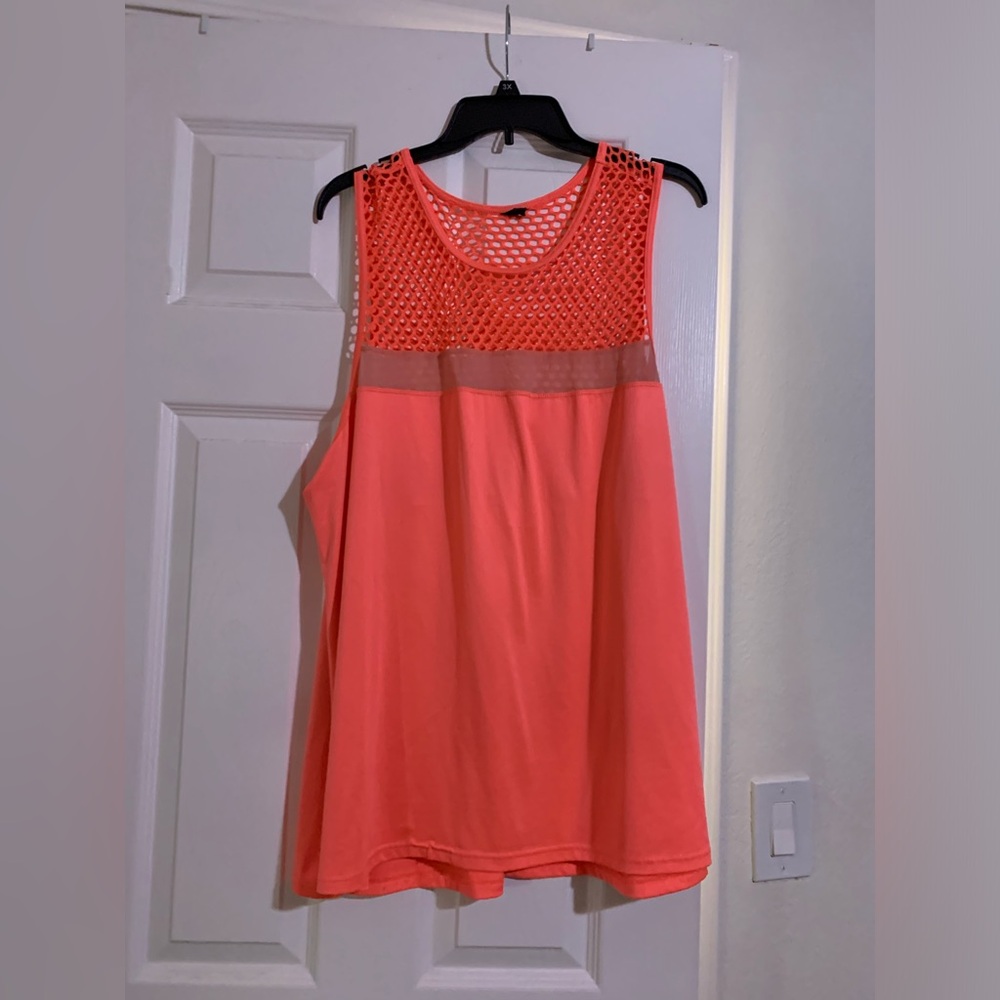 Plus Active Mesh Top Coral
